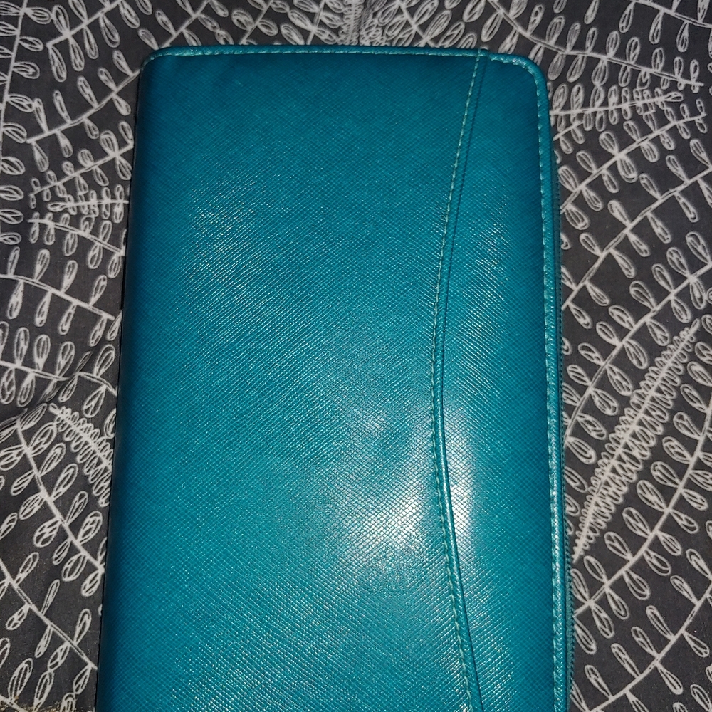 Filofax Saffiano wallet/planner